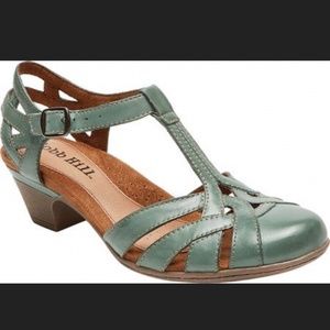 Cobb Hill Aubrey T Strap Sandal Pump NIB Size 8 RARE COLOR